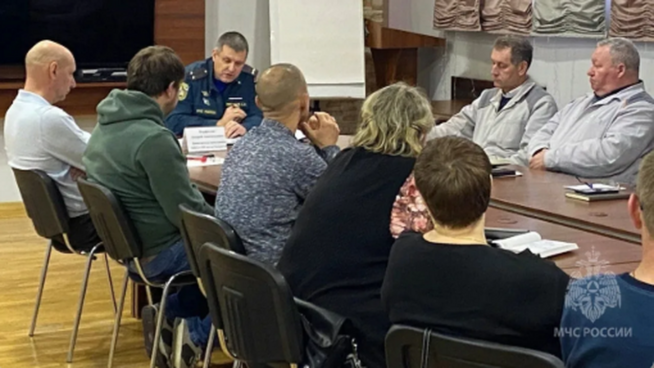 Во время встречи подробно разобрали причины кру...