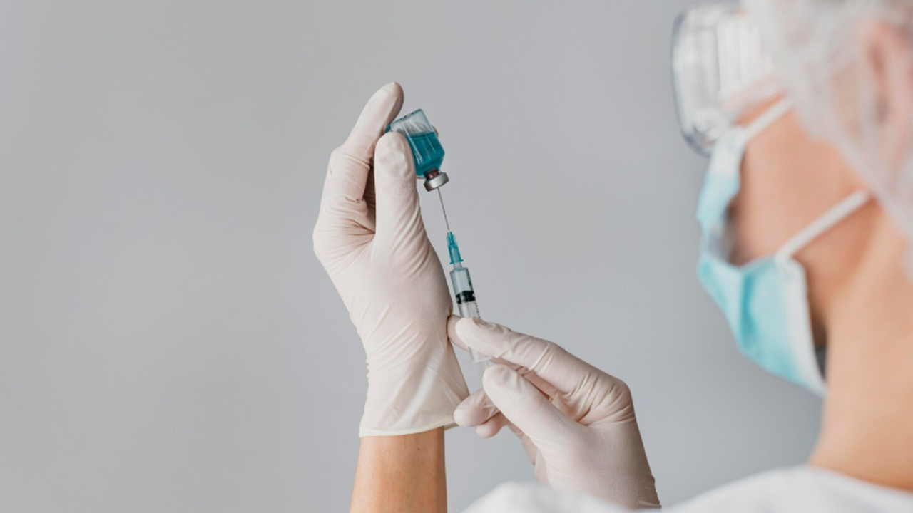 Врач Евгений Черемушкин заявил, что онковакцина...