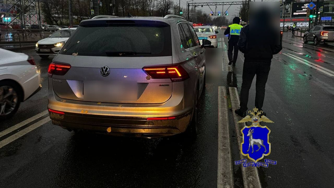 ГУ МВД сообщает о гибели пешехода в утреннем ДТП в Самаре 1 ноября На Московском шоссе Volkswagen сбил женщину