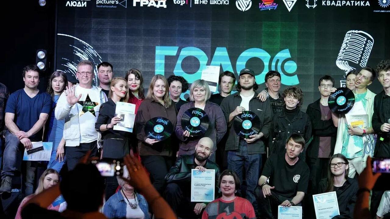 В самарском фудкорте «Пикчерс» прошёл музыкальн...