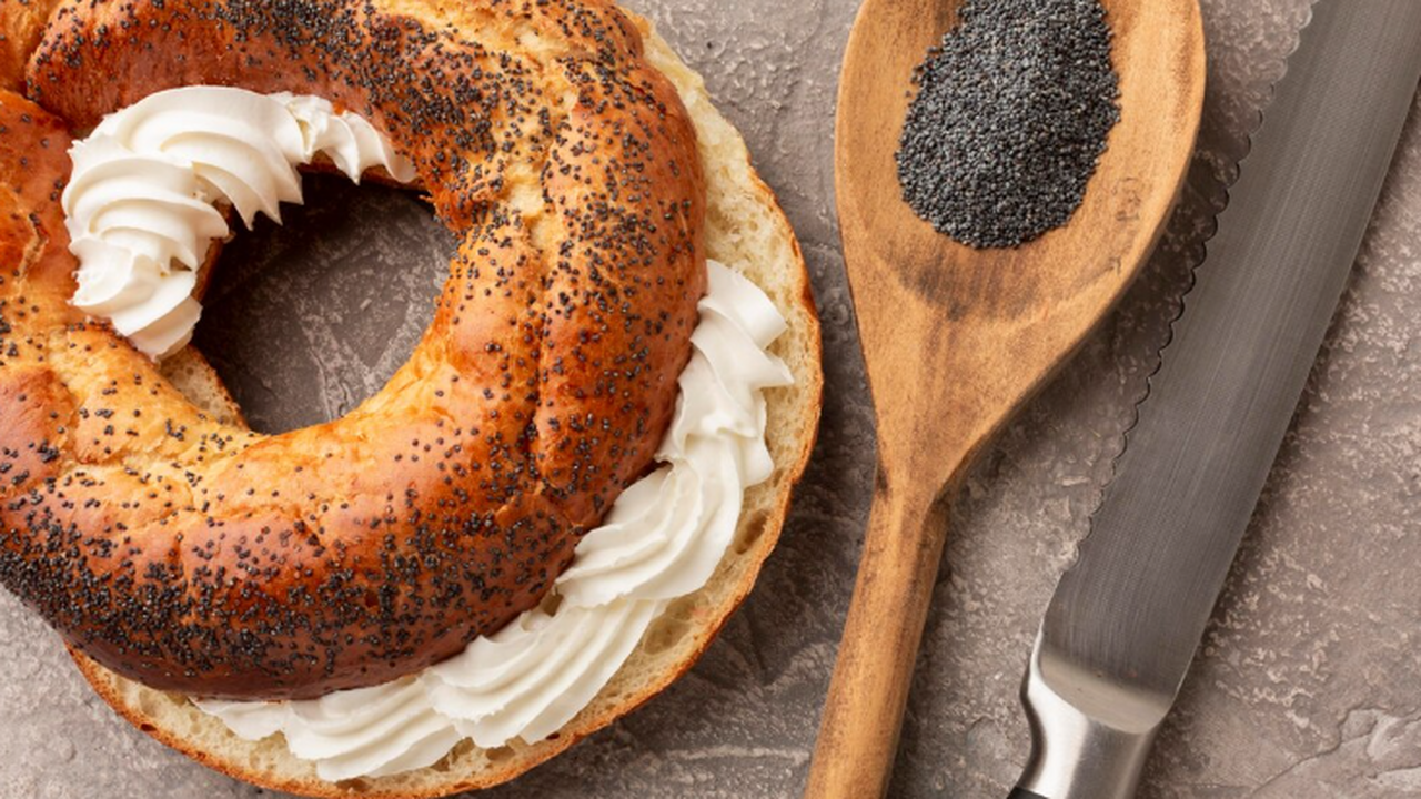 Ватрушки с творогом из простых баранок: одна хитрость на завтрак - и домашние сытые, и быстрые – вкус как из детства Ватрушки из баранок за 20 минут: быстрый десерт...