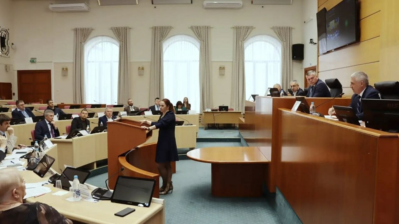 Заседание провел комитет губдумы по ЖКХ, ТЭК и ...