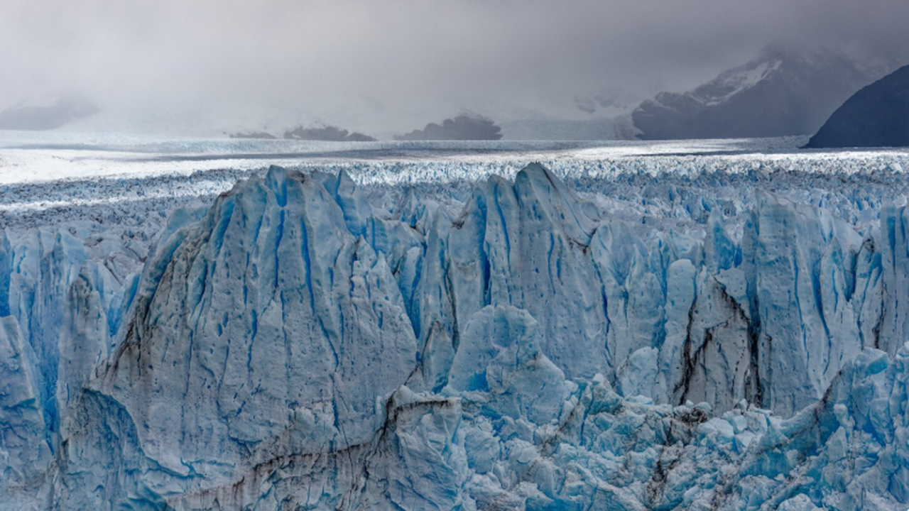 Группа исследователей приступила к изучению лед...
