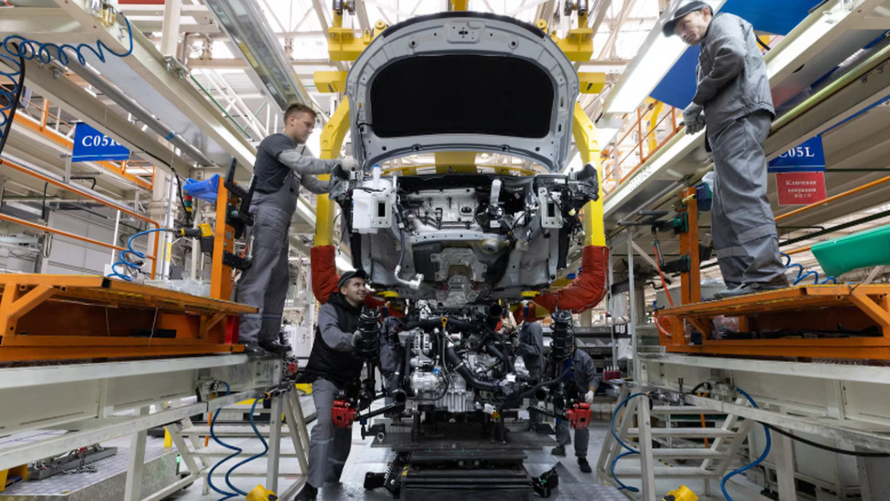 Ключевой поставщик АвтоВАЗа меняет график работы с января 2026 ДААЗ с 18 января 2026 года переходит на трёхдне...