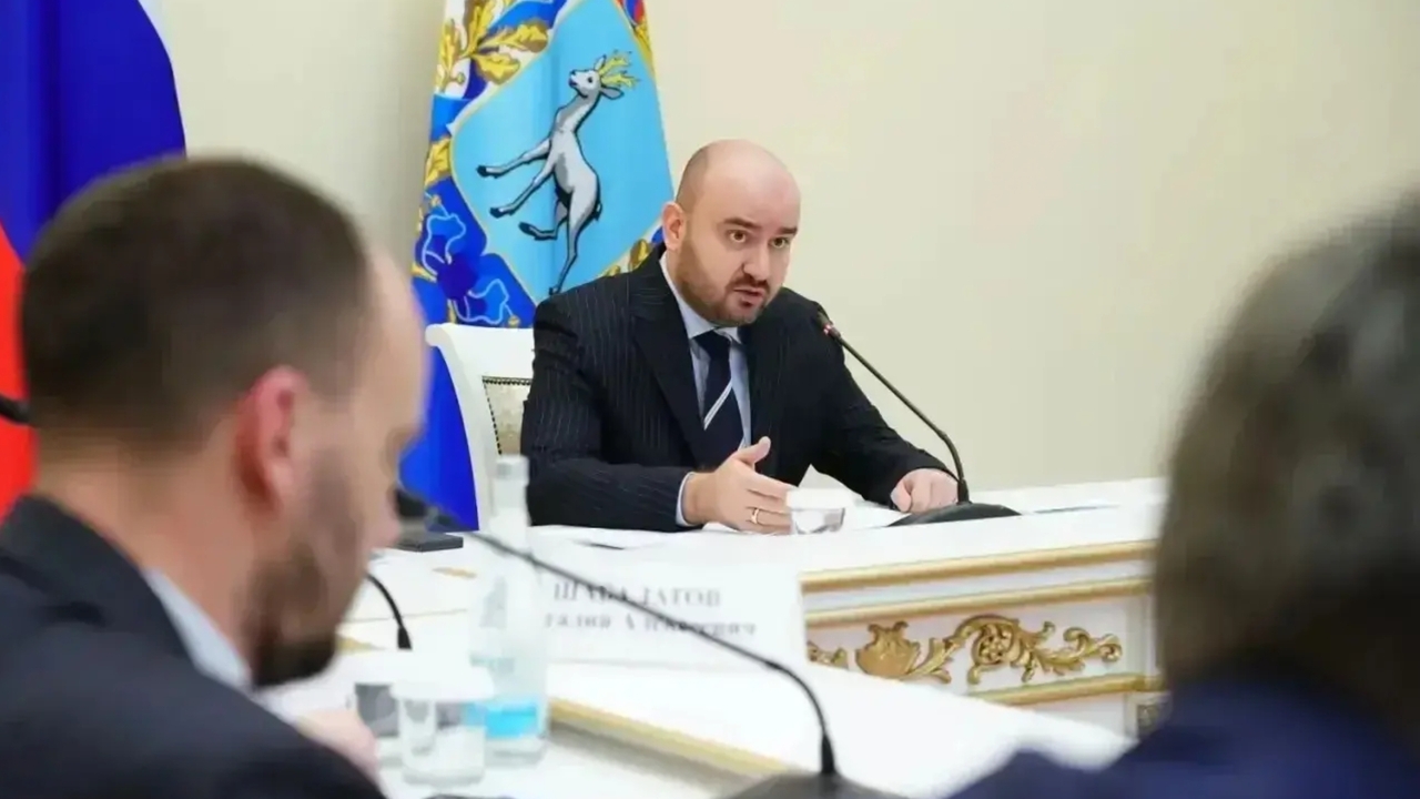 На оперативном совещании правительства при губе...