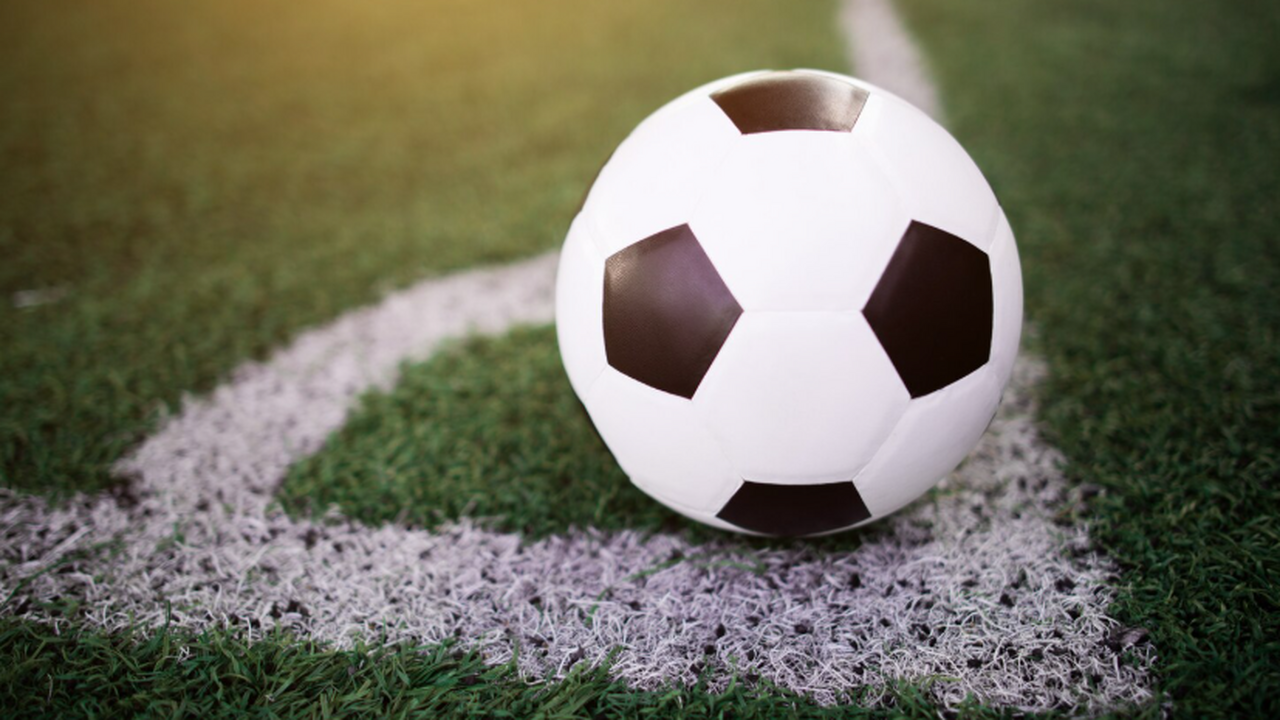 Четыре игрока «Краснодара» и ЦСКА вызваны в КДК РФС по делу о расизме Контрольно‑дисциплинарный комитет РФС назначил ...