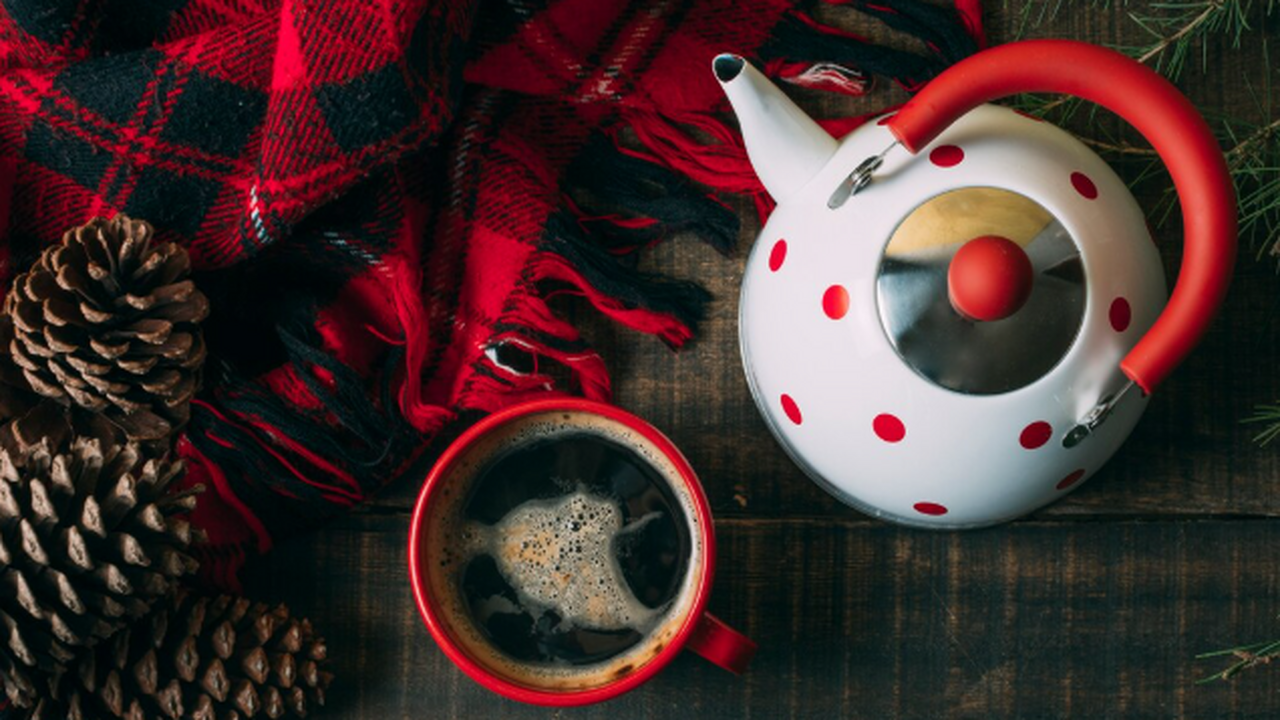 Что подарить родителям: идеи с заботой, а не «д...