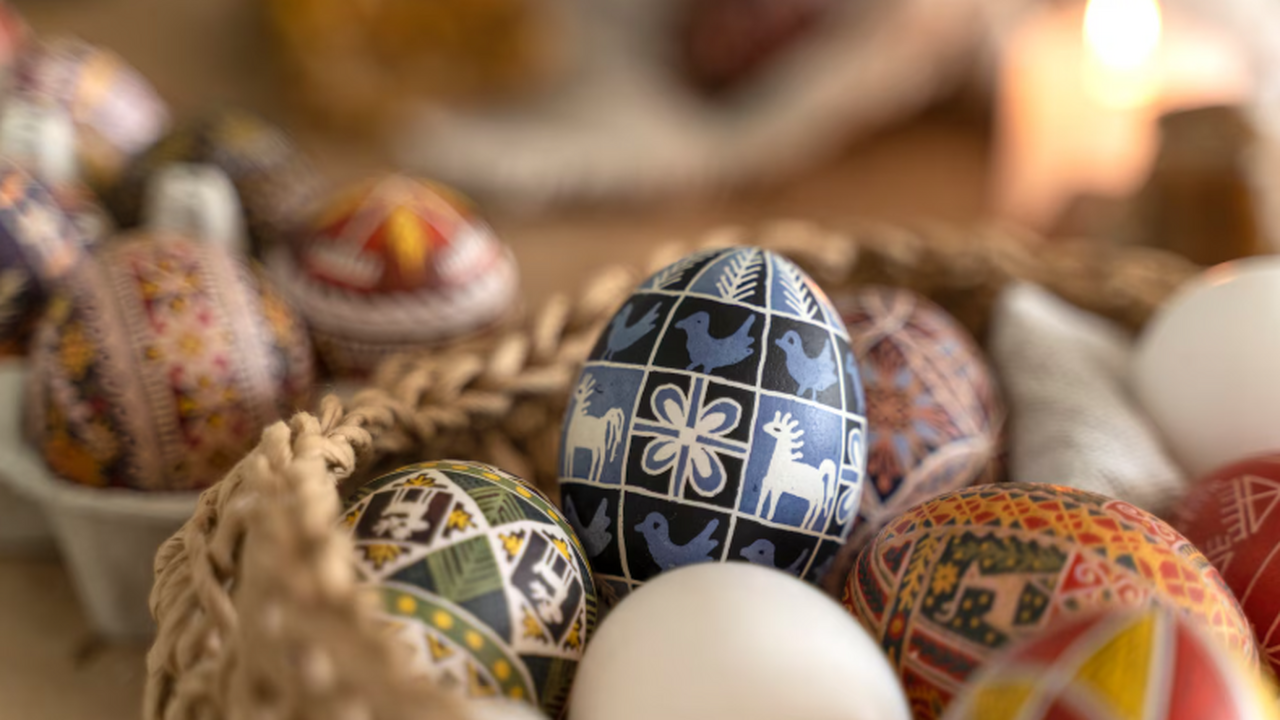 Священник объяснил, почему нельзя выбрасывать с...