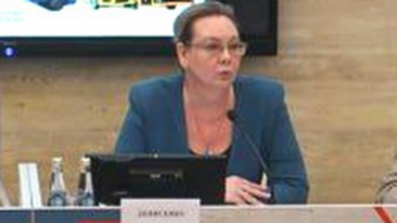 Прокуратура выявила нарушения в работе минтранса с депутатскими запросами Оштрафована бывшая и.о. министра Алена Денисенко