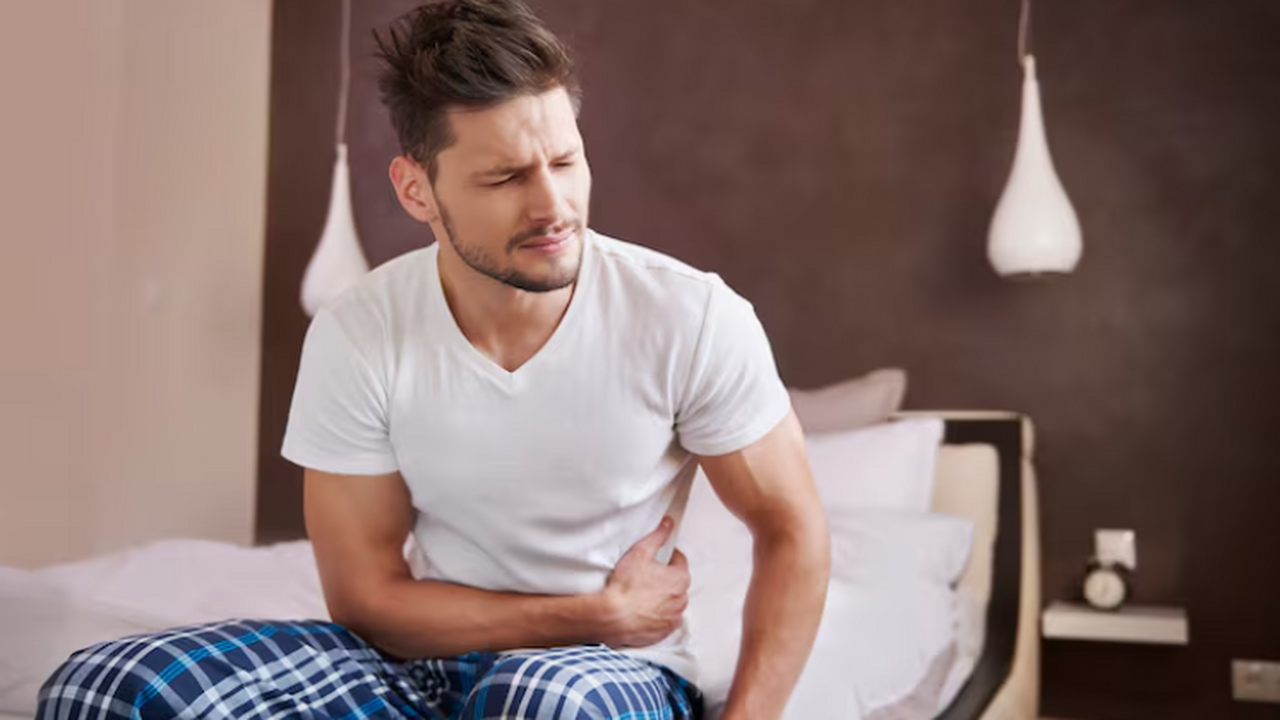 Metro: У 37-летнего британца нашли опухоль мозга после болей в животе Житель Уэльса Льюис Гудфилд с болями в животе у...