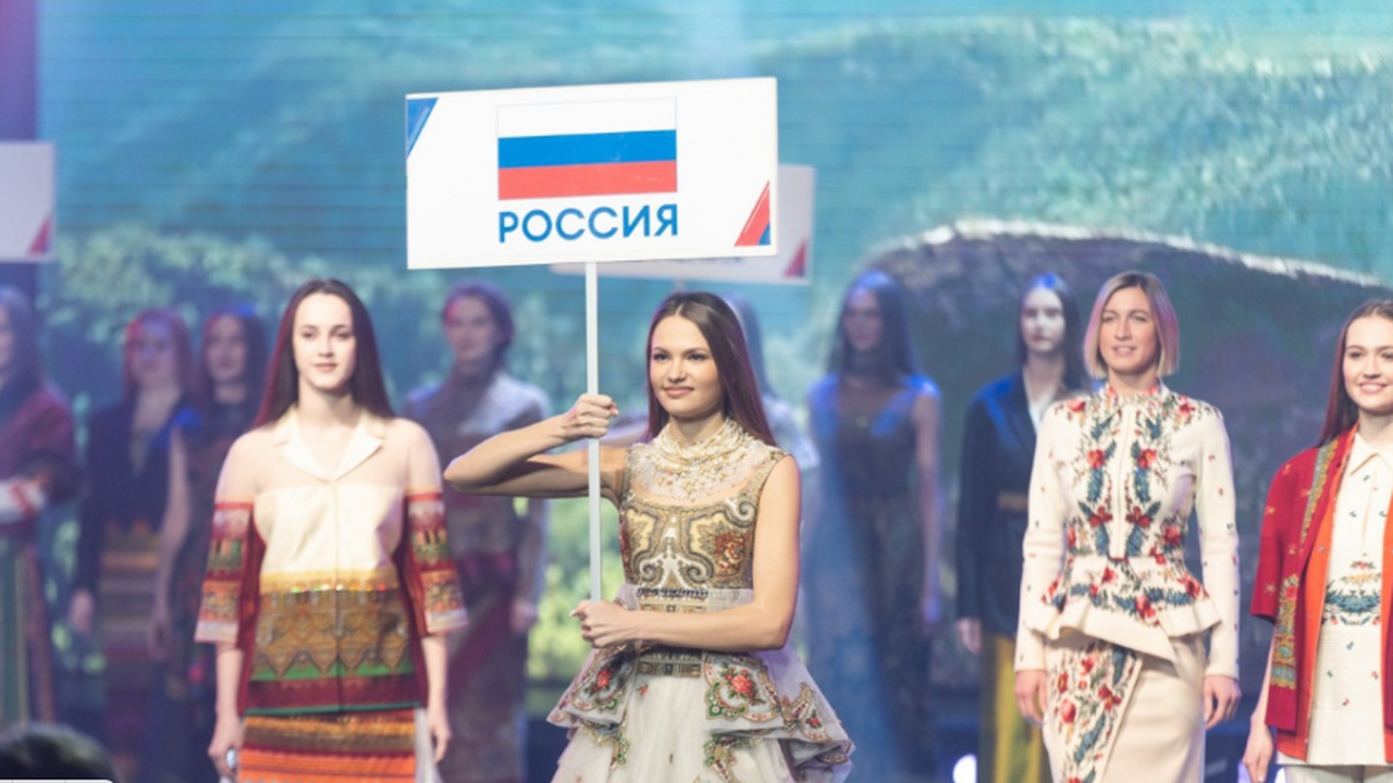 Российским паралимпийцам вернули флаг и гимн: развитие паралимпизма обсудят на спортивном форуме в Самаре В форуме примут участие видные деятели российск...