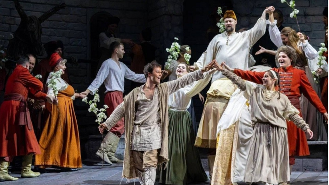 18-19 ноября самарские зрители увидят постановку о Смутном времени Спектакль покажут на сцене Самарского оперного ...