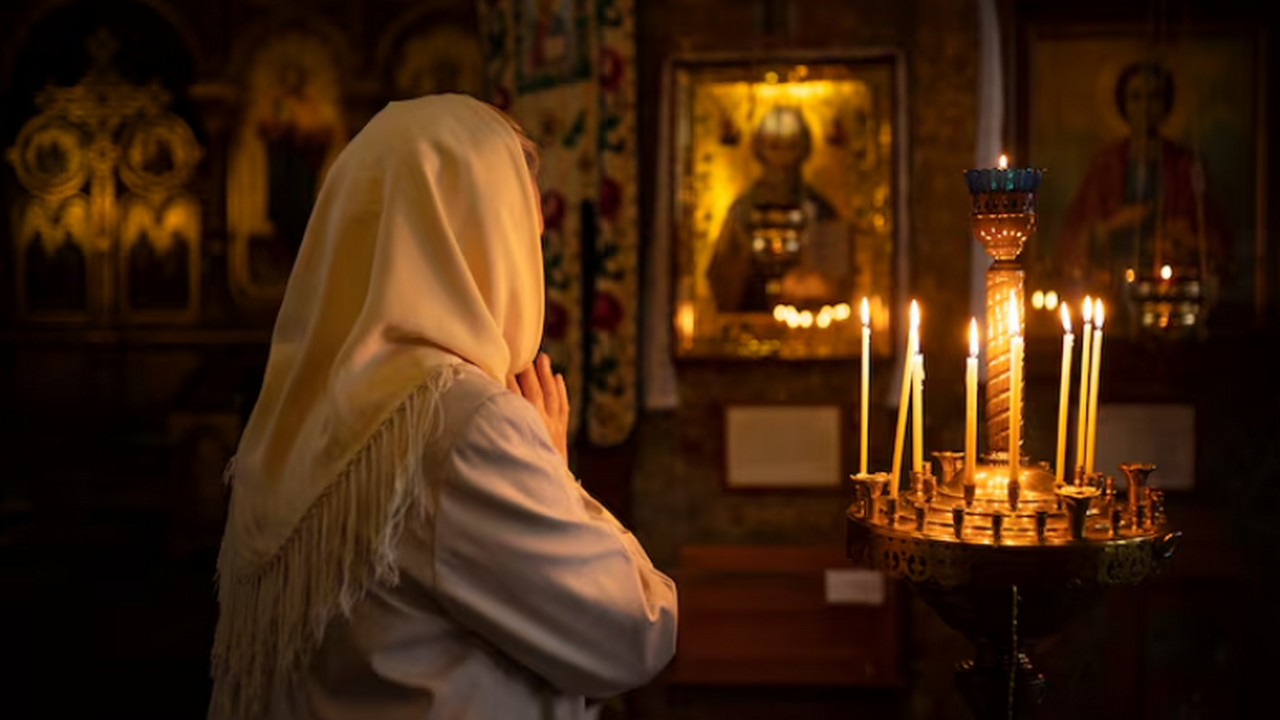 Молитва за усопших облегчает их страдания и слу...