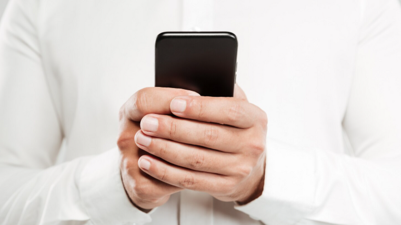 Более 40% активных Android-смартфонов не получа...