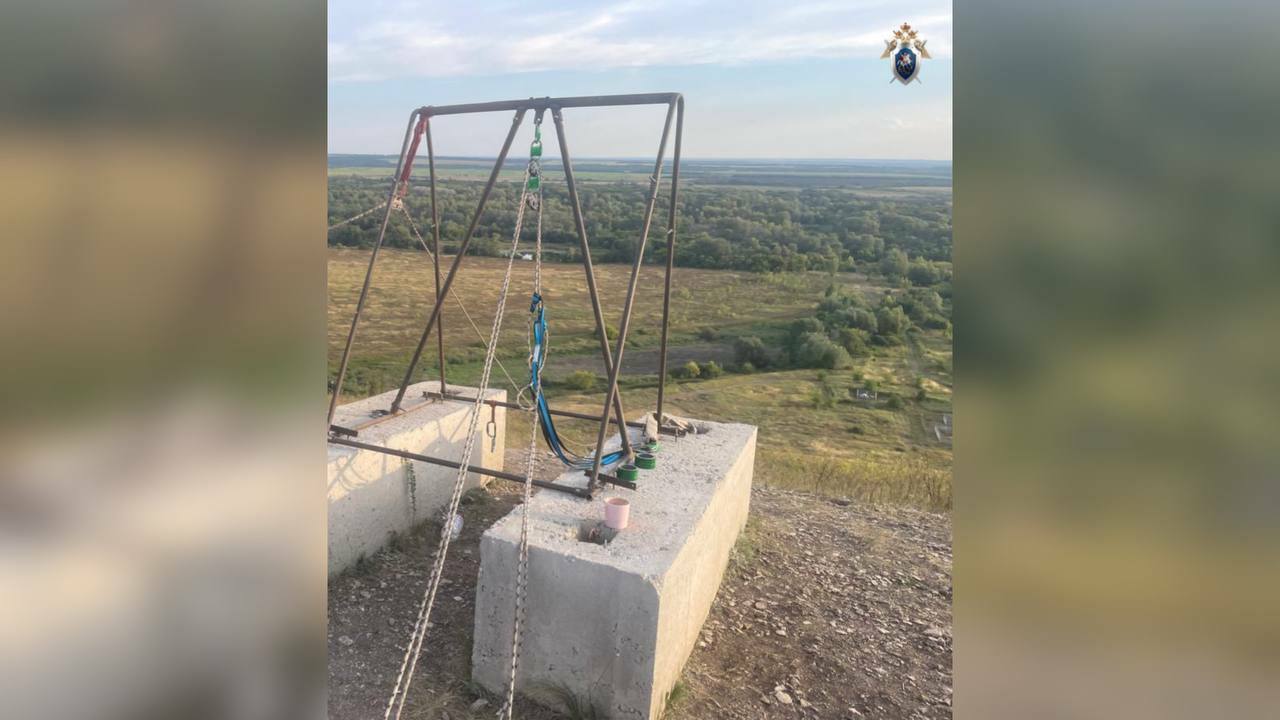 Двое погибших на зиплайне: в Кинеле возбудили уголовное дело по факту трагического ЧП Из-за обрыва троса произошло падение людей с бо...