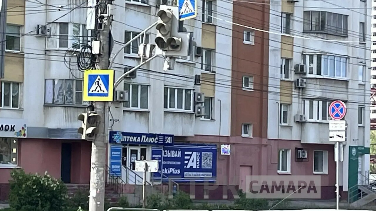 На данный момент информации о причинах сбоя и в...