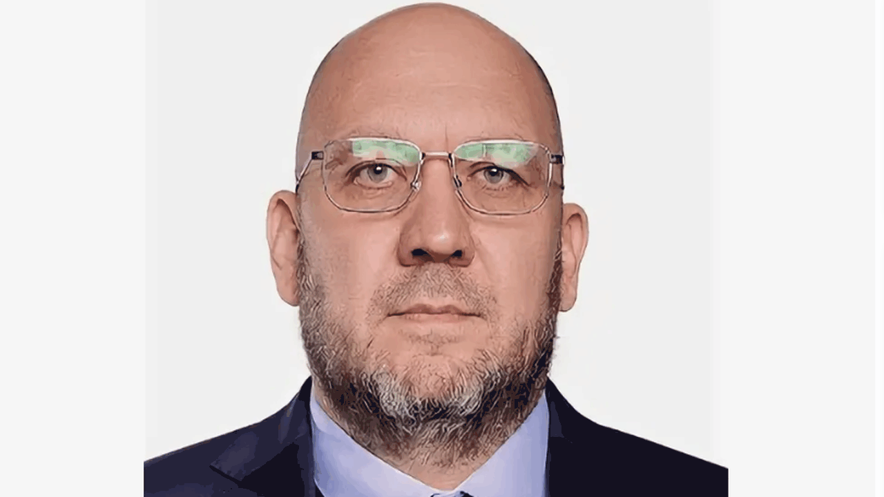 Тольяттинская «Лада» не продлила контракт с главным тренером Павлом Десятковым Вместе со специалистом команду покидают шесть п...