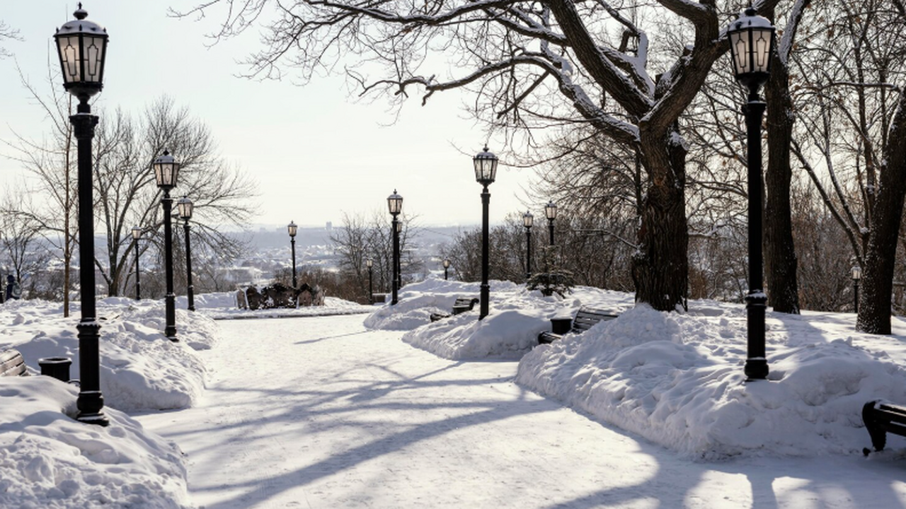 Синоптики Гидрометцентра прогнозируют морозы до −45° и новые снегопады На предстоящей неделе Гидрометцентр предупрежда...