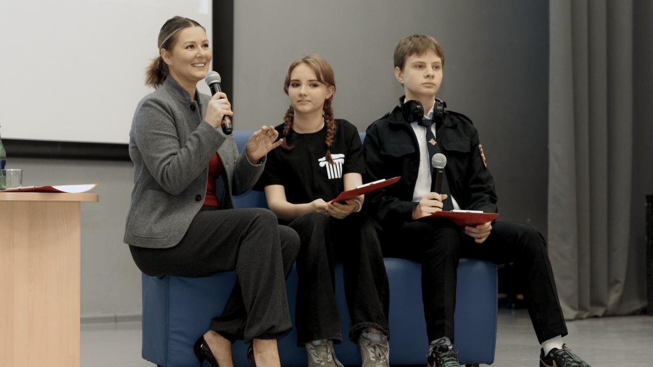 Победители рейтинга получат творческие встречи ...