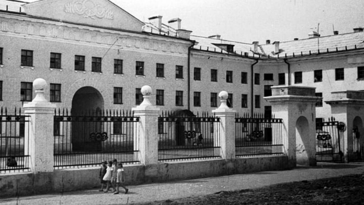 От разъезда до «города в городе»: невероятная история Безымянки в Самаре Безымянка, один из наиболее независимых районов...