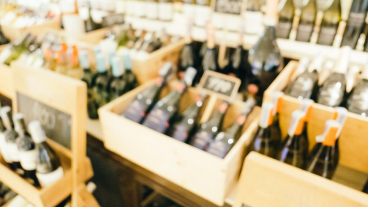 В Самаре действует запрет на продажу алкогольно...