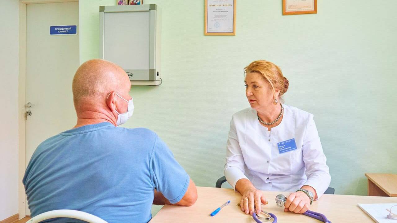 Алкоголь провоцирует развитие токсических проце...