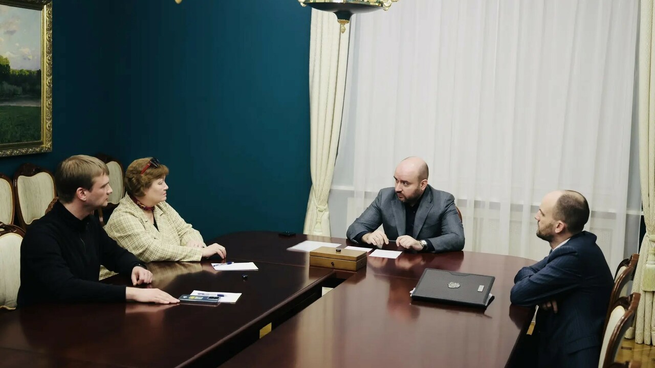 Вячеслав Федорищев предложил Ирине Петшик занять пост заместителя секретаря реготделения партии «Единая Россия» Сегодня, 14 апреля, губернатор Самарской област...