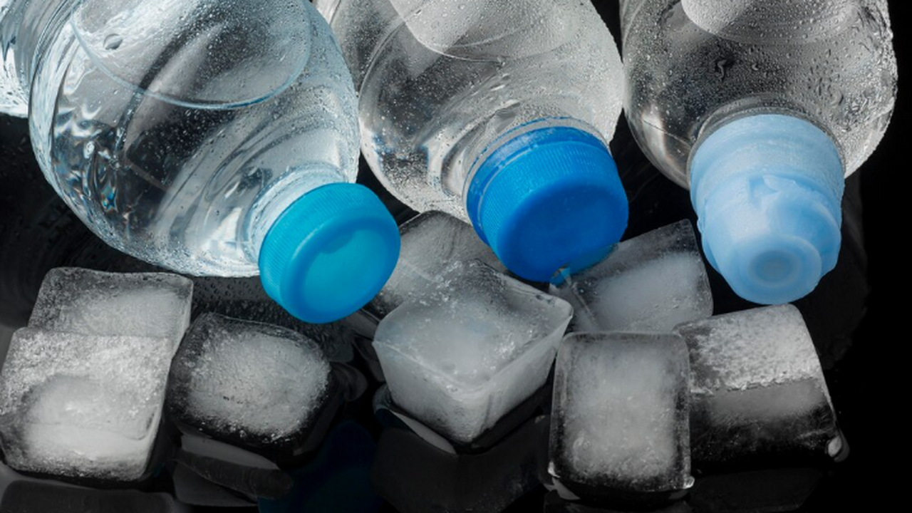 Как сделать прочную корзину из двух 5‑литровых ...