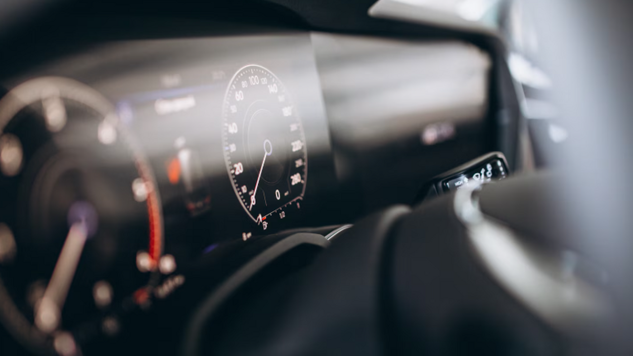 Импорт автомобилей Chery в Россию приостановлен...