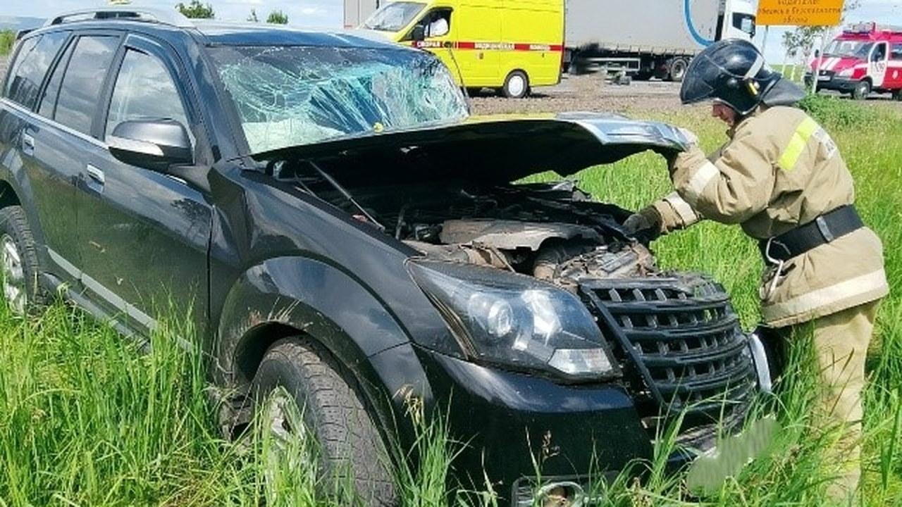 Два человека пострадали в ДТП с КамАЗом на трассе М-5 под Самарой Авария произошла на 1073-м километре трассы М-5
