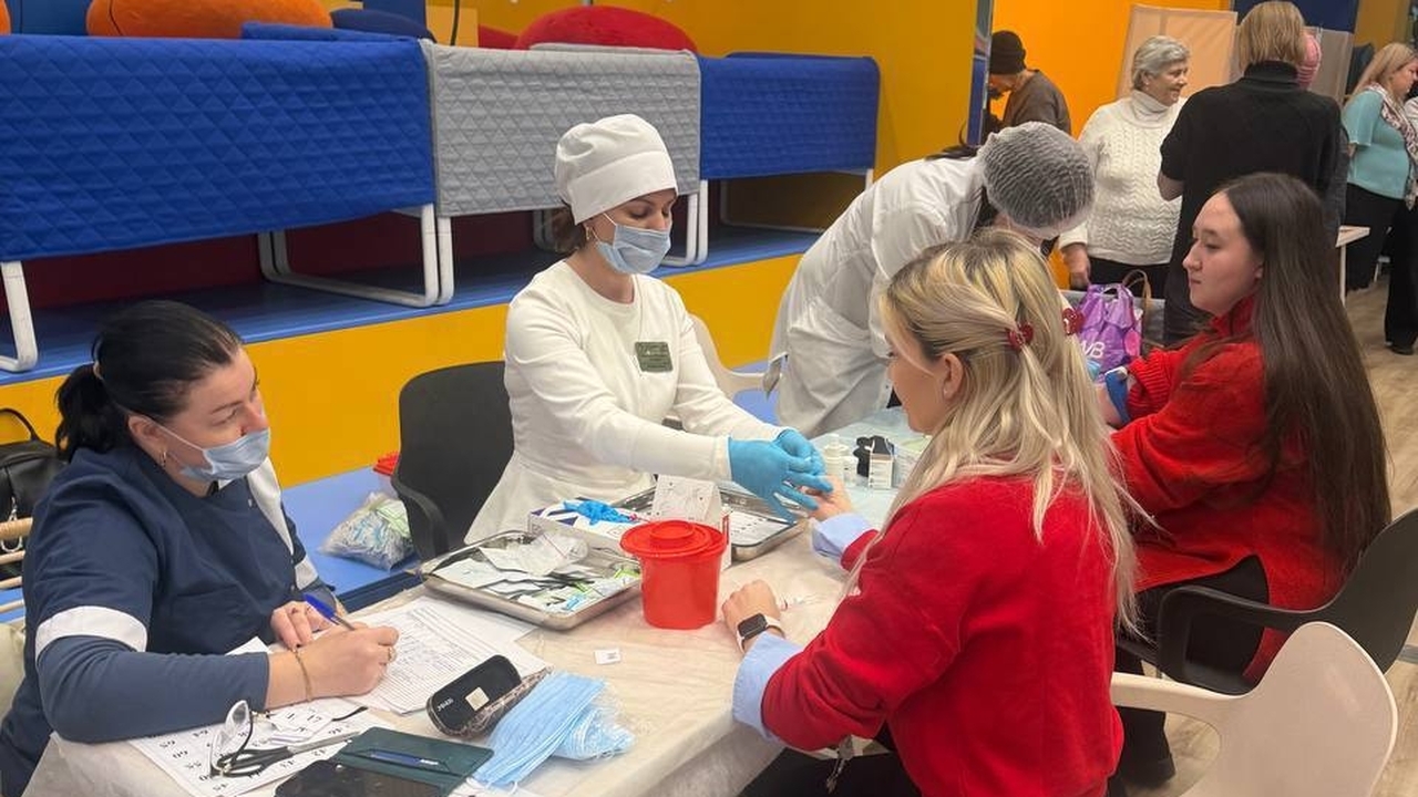 Обследование прошли более 130 человек