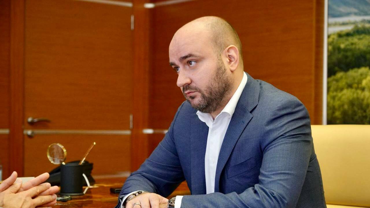 Новыми советниками стали Сергей Гайко, Армен Ар...