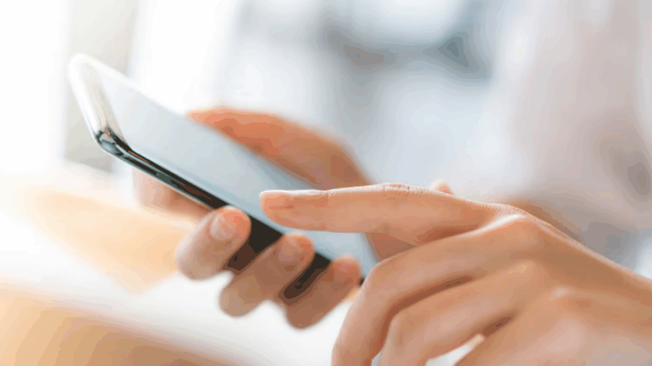 Скрытые приложения в меню разработчика замедляют работу смартфона Android позволяет через меню разработчика выяви...