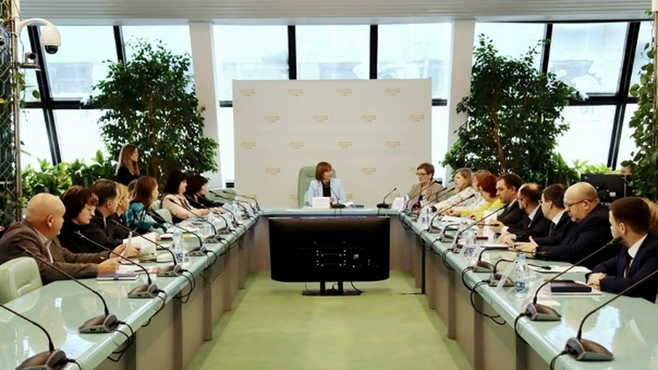 Такое решение принято на заседании комитета по ...