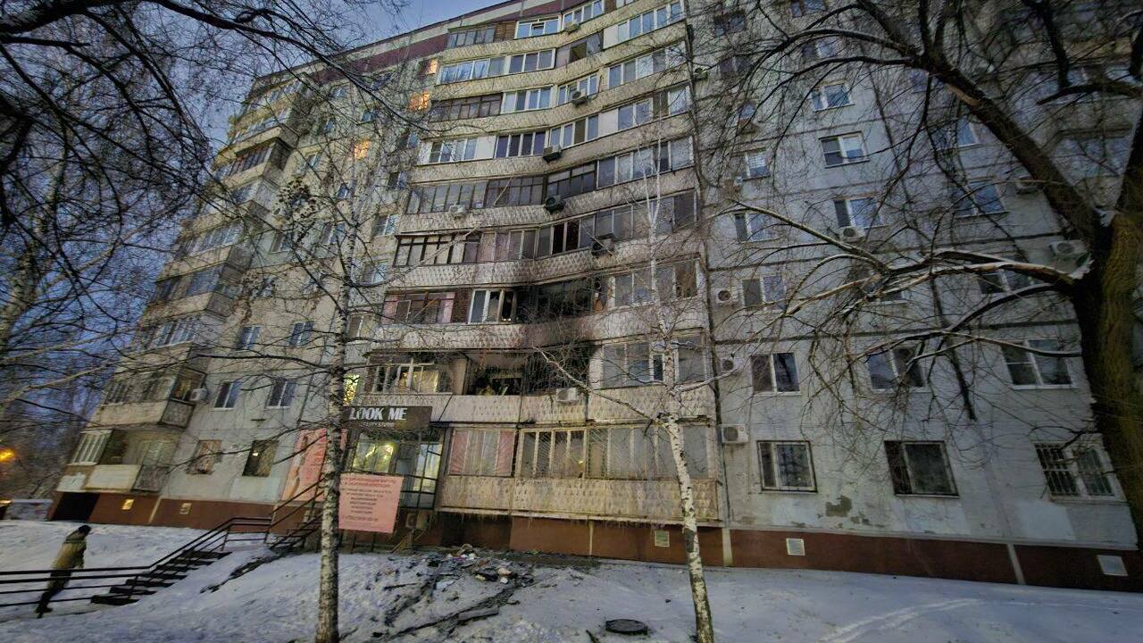 Пожарные спасли 26 человек, включая 4 детей