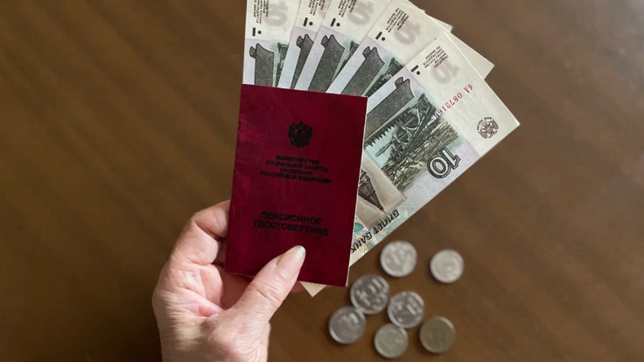 Военные пенсии в РФ увеличат целых два раза в 2026 году Военные пенсии в России вырастут дважды в 2026 ...