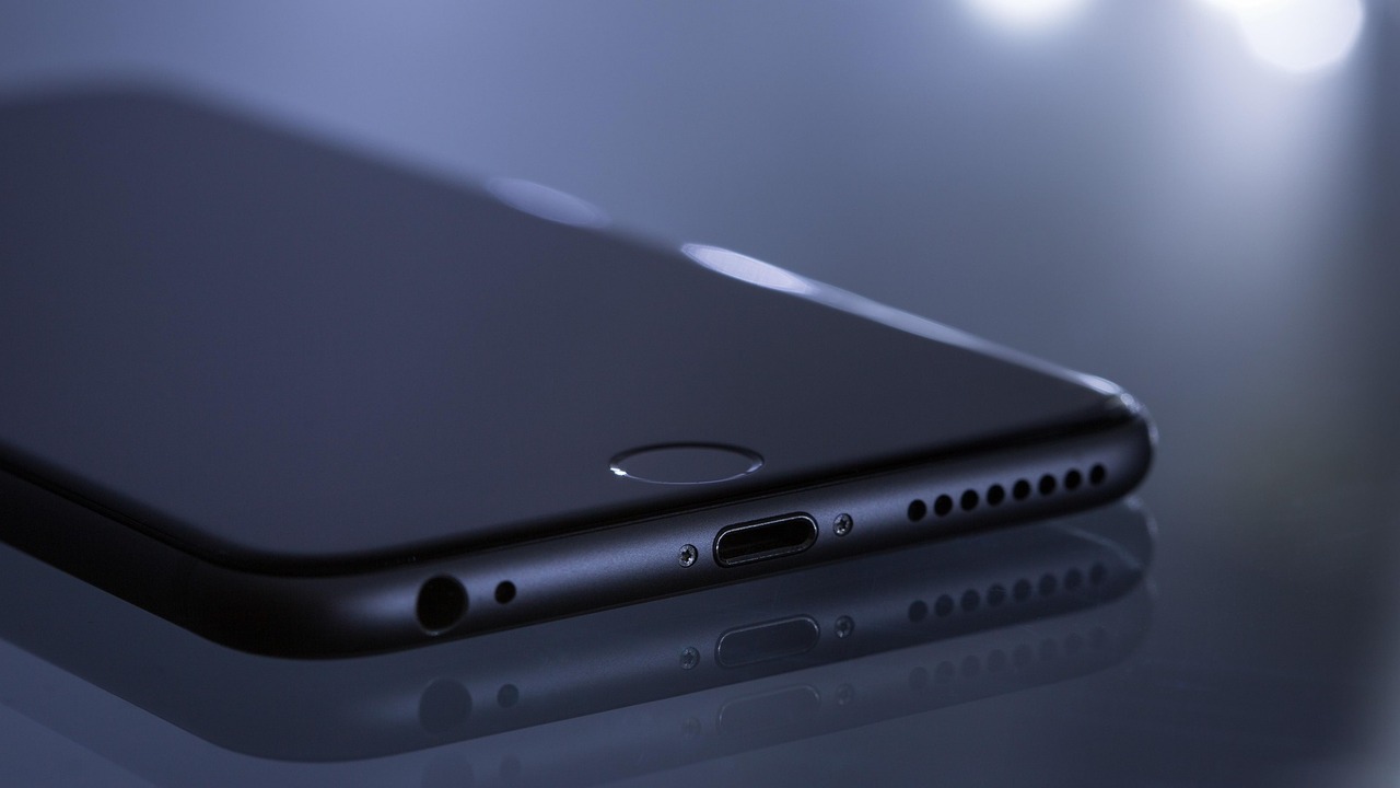 Apple также изучает другие передовые техпроцесс...