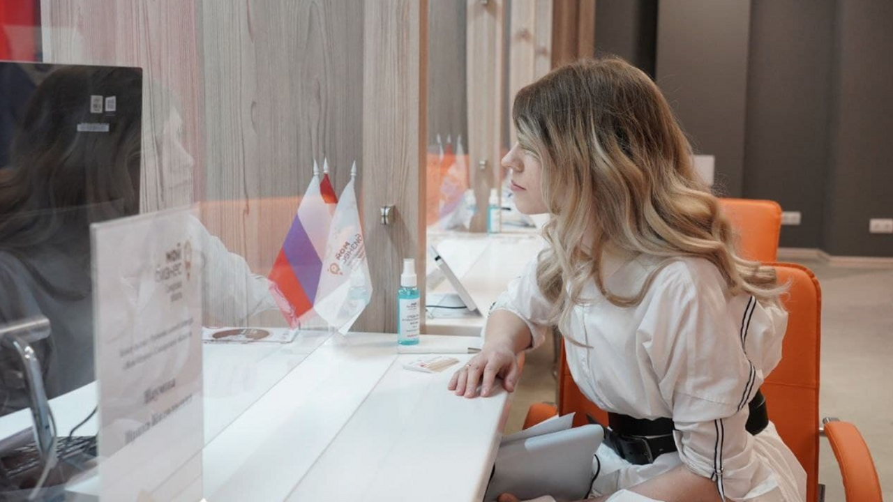 Максимальная сумма льготных микрозаймов увеличена до 15 млн рублей Президент России Владимир Путин в конце 2025 го...