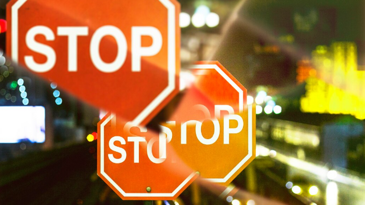 До какого возраста по правилам разрешено садиться за руль: какие ограничения действуют для пожилых водителей в РФ Должны ли у водительских прав быть «возрастные ...