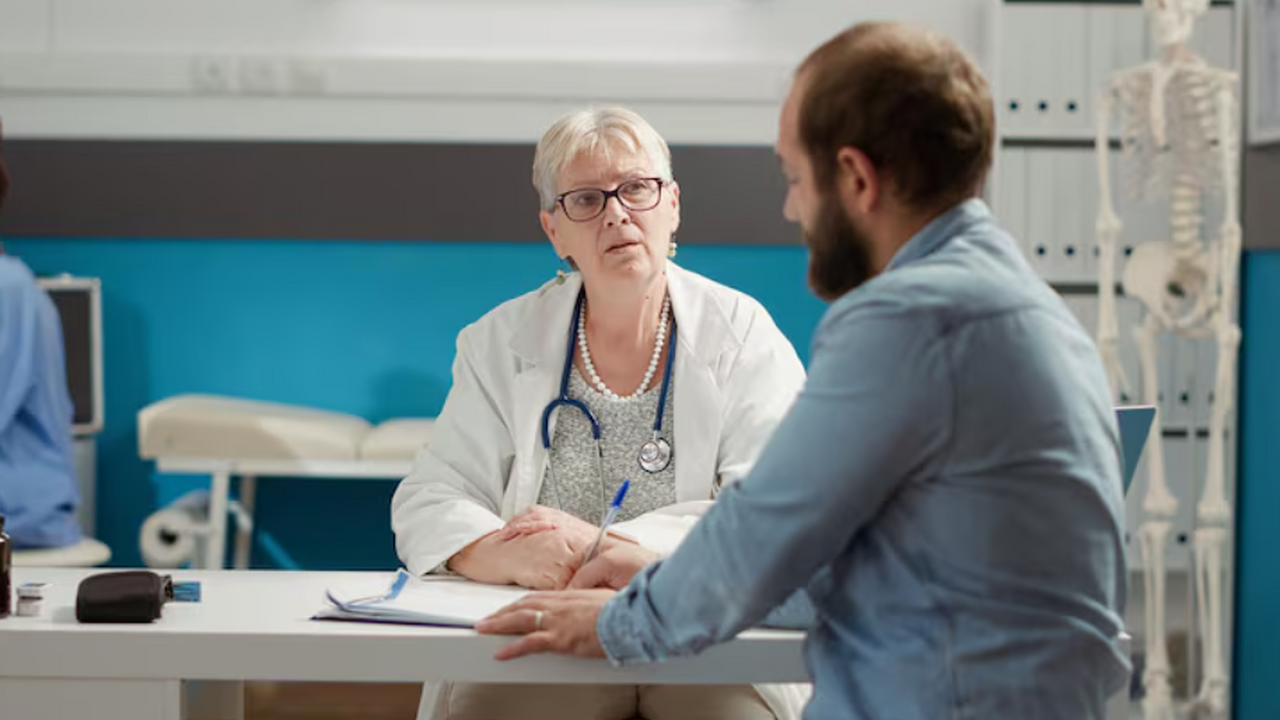 Страховые компании напомнили, что по ОМС беспла...