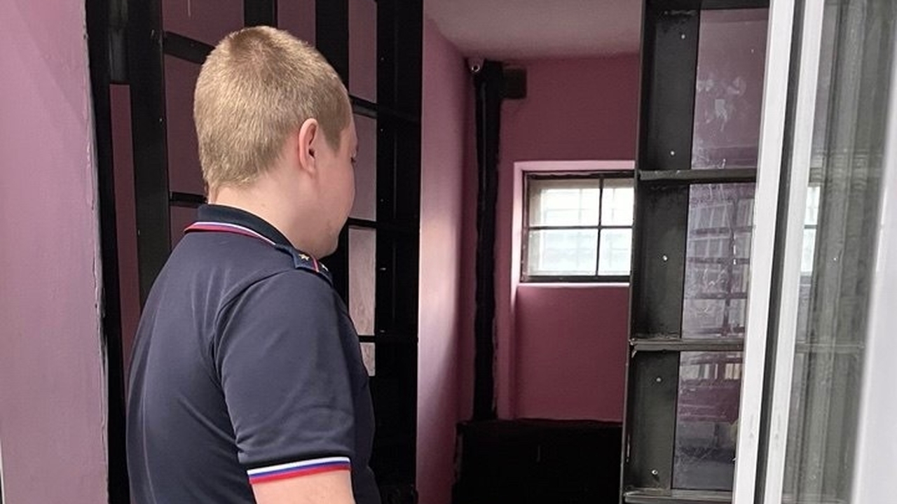 Двое 18-летних жителей Жигулёвска задержаны за похищение и вымогательство Операцию провели полицейские при поддержке бойц...