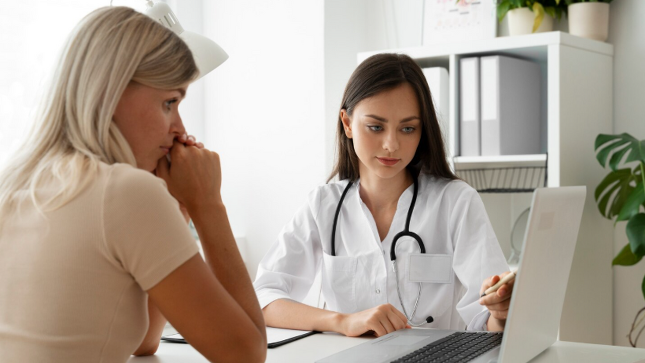 Система ОМС в России обеспечивает гражданам дос...