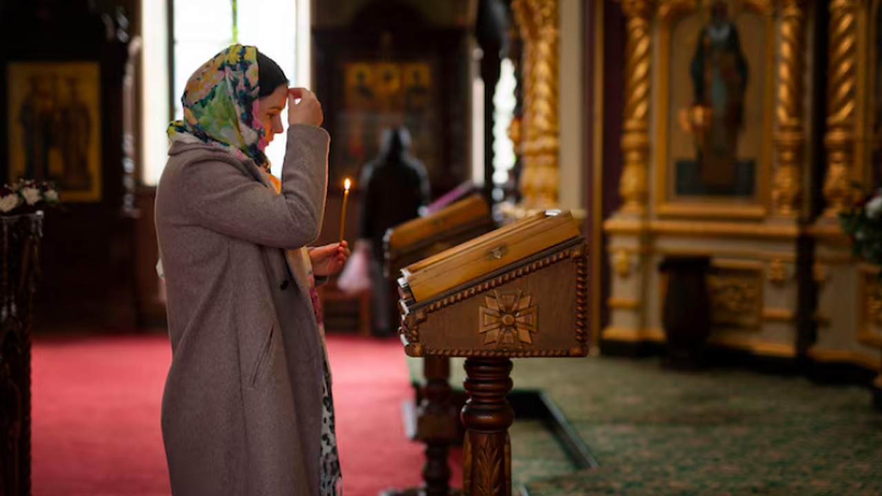 В чем помогают молитвы перед иконой Божией Матери «Милостивая» Икона Божией Матери «Милостивая» относится к ик...