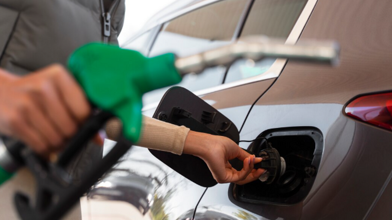 Средняя цена АИ-95 в Самаре превысила 64 рубля после Нового года С конца декабря российские СМИ сообщили о сниже...