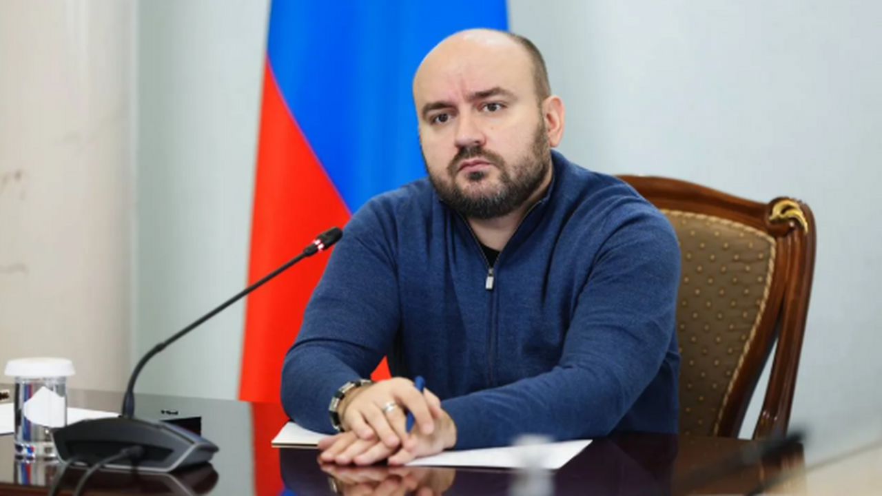 Губернатор Федорищев рассказал о письменном общении с жителями области Глава области поделился своим номером для отпра...