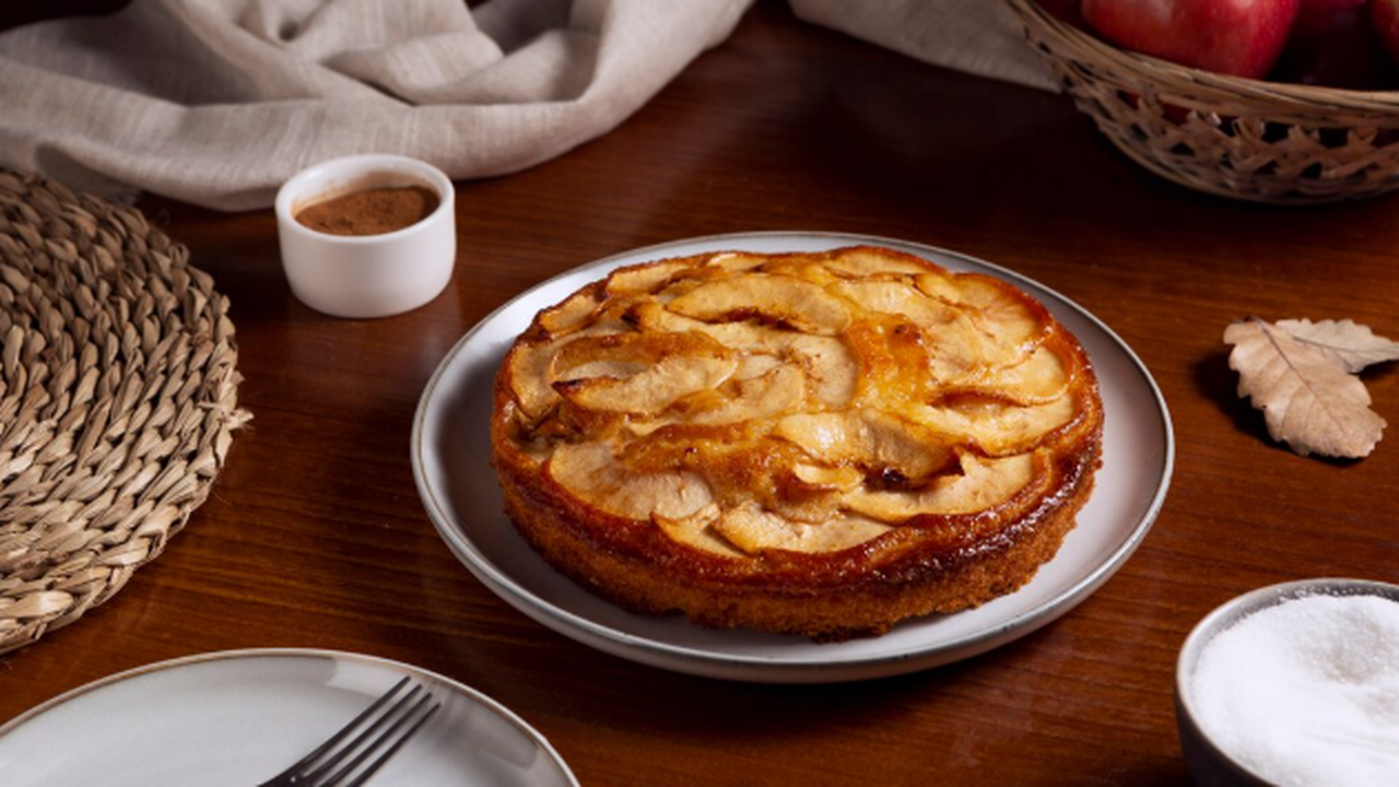 Такой пирог с картошкой никто больше не готовит: забытый рецепт вкусноты - завернул и в духовку Минимум усилий — максимум уюта: тонкие ломтики ...