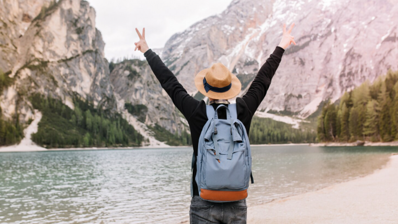 Россияне массово выбирают новые курорты — от Вь...