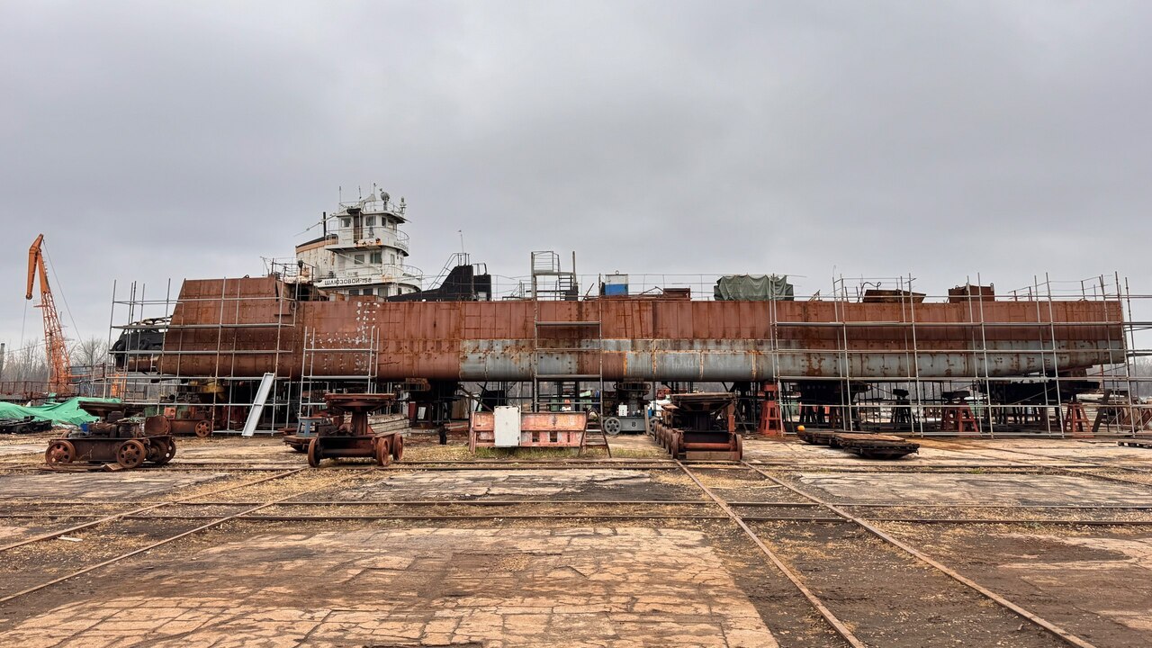 Самарский завод "Нефтефлот" готовит катамаран на 300 пассажиров к спуску на воду Судно получило класс Российского Морского Регис...