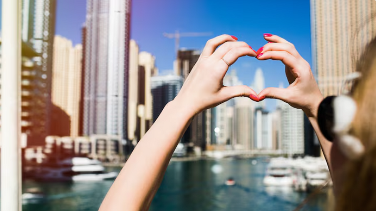 По данным vestikavkaza.ru, россияне всё чаще за...