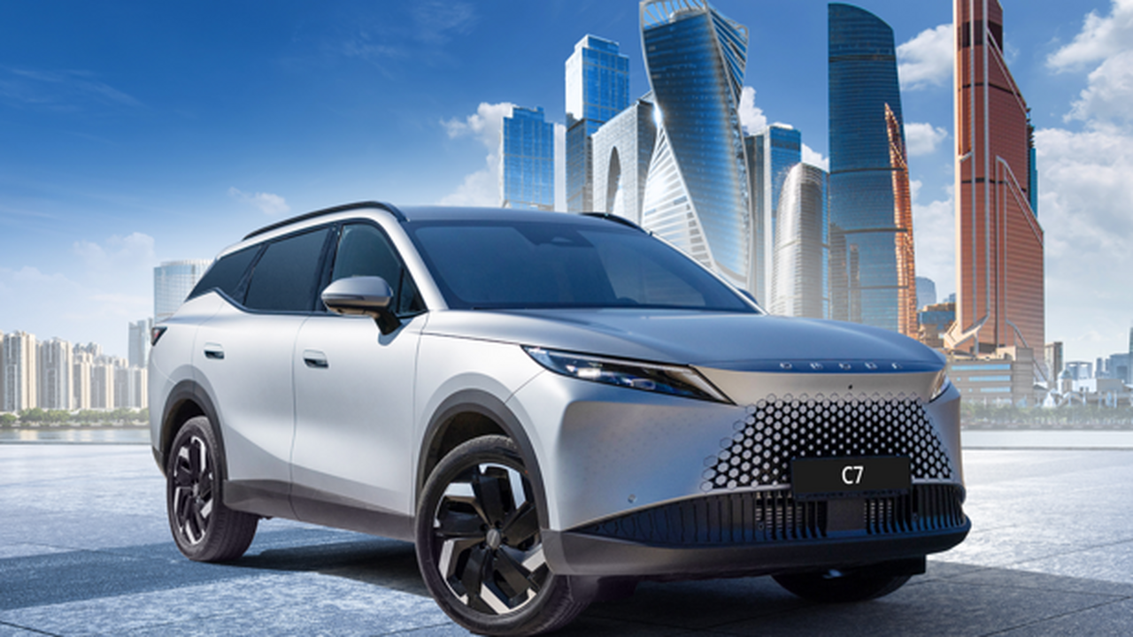 OMODA C7: полный привод как залог уверенности на любой дороге Флагманский кроссовер OMODA C7 привлекает внима...